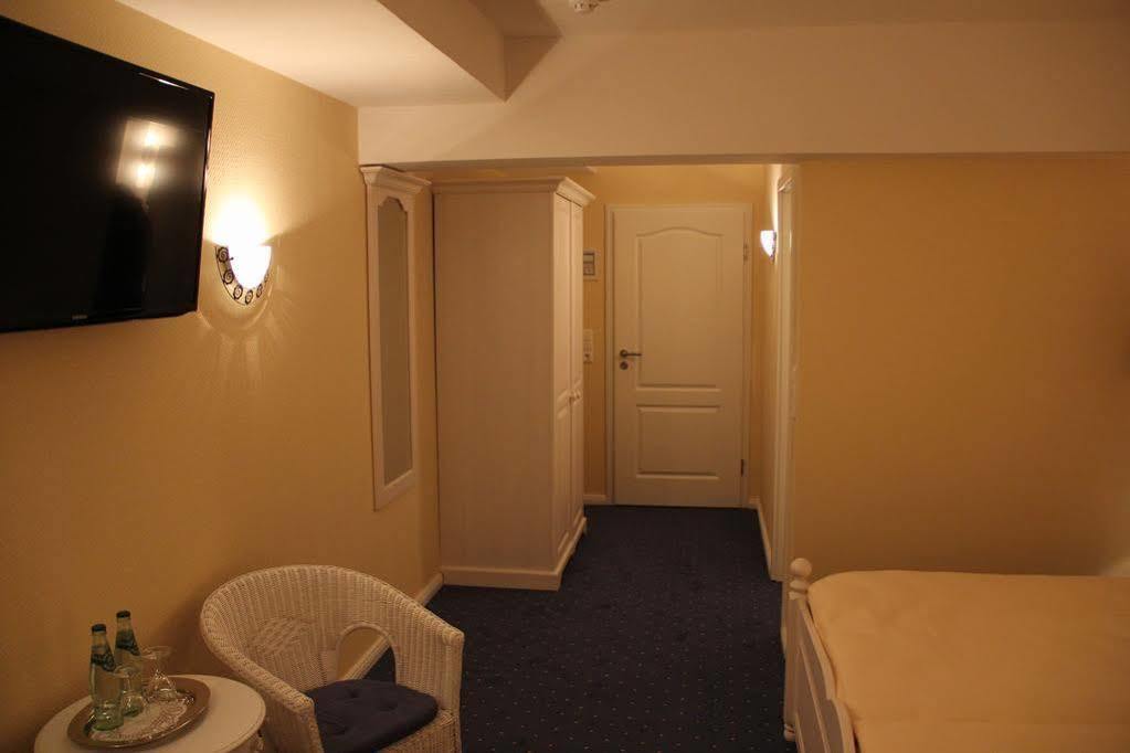 Hotel-Restaurant Holsteiner Hof Geesthacht Kültér fotó